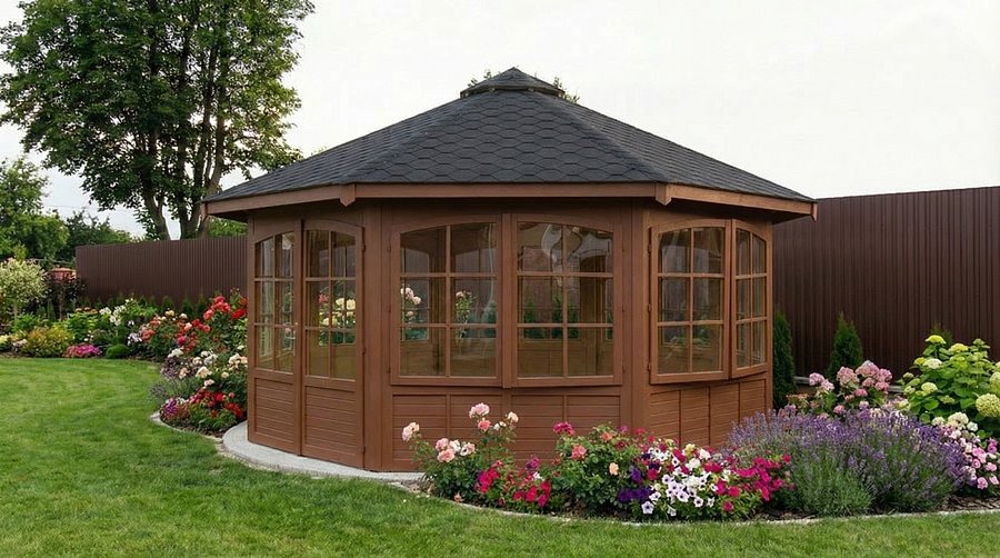 Закрытая беседка Мила